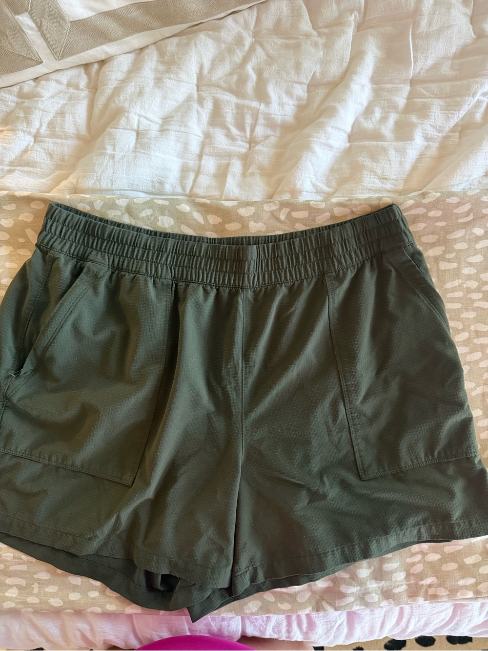 Women’s Olive Green Elastic-Waist Casual Shorts